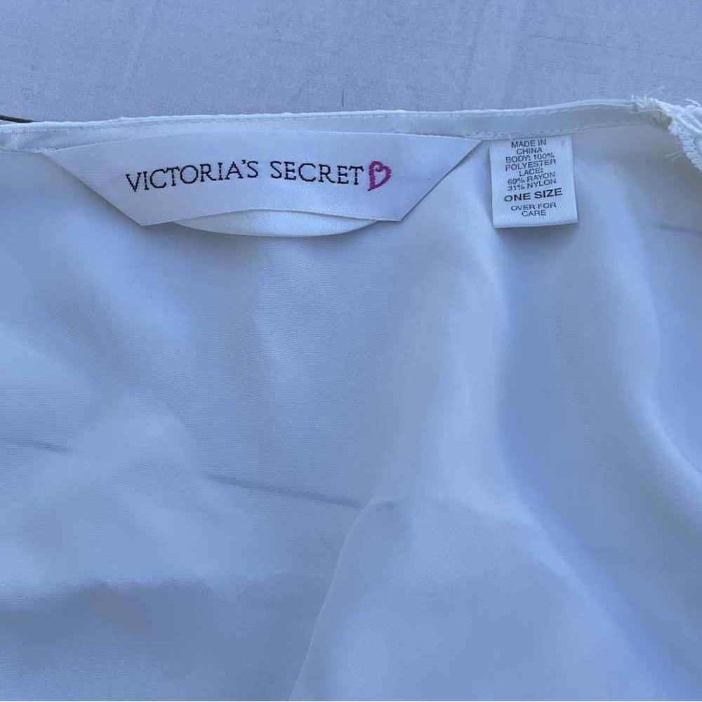 Victoria's Secret Satin Lace Robe - Silver - Picture 4 of 4